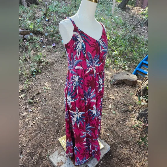 Torrid Tropical Summer Vacation Red and Blue Maxi Dress Size 2X - Picture 4 of 6